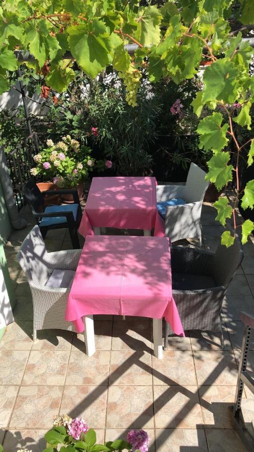 Alaburic Rooms & Apartment Mali Lošinj Eksteriør bilde