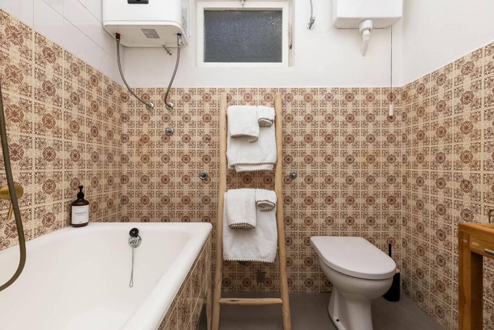 Alaburic Rooms & Apartment Mali Lošinj Eksteriør bilde